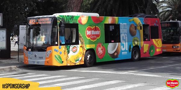 Del Monte adotta un bus a Genova