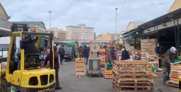 Palermo, mercato pigro e spauracchio zona arancione