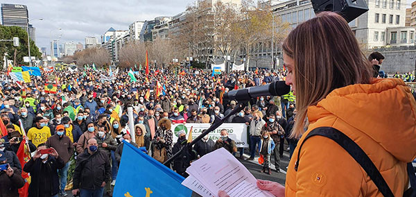 Aumenti record, scatta la protesta... in Spagna