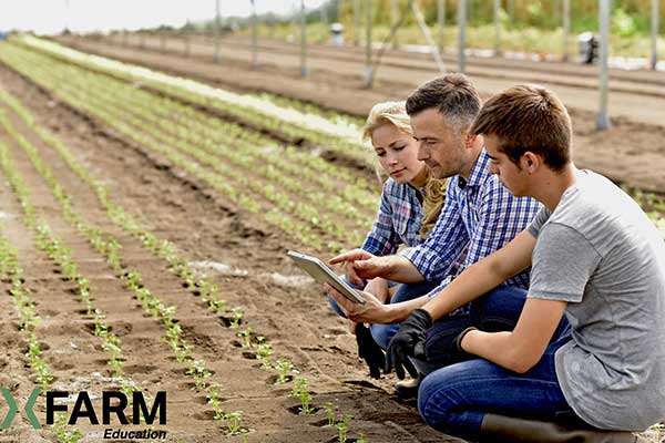 A scuola di agri-professioni del futuro con xFarm Education